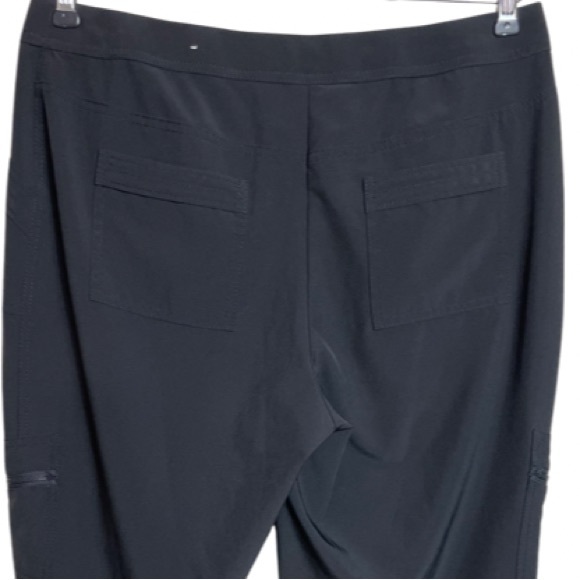 Chico’s Zenergy | UPF Bungee Ankle Crop Pants | 1 Short - Picture 6 of 8